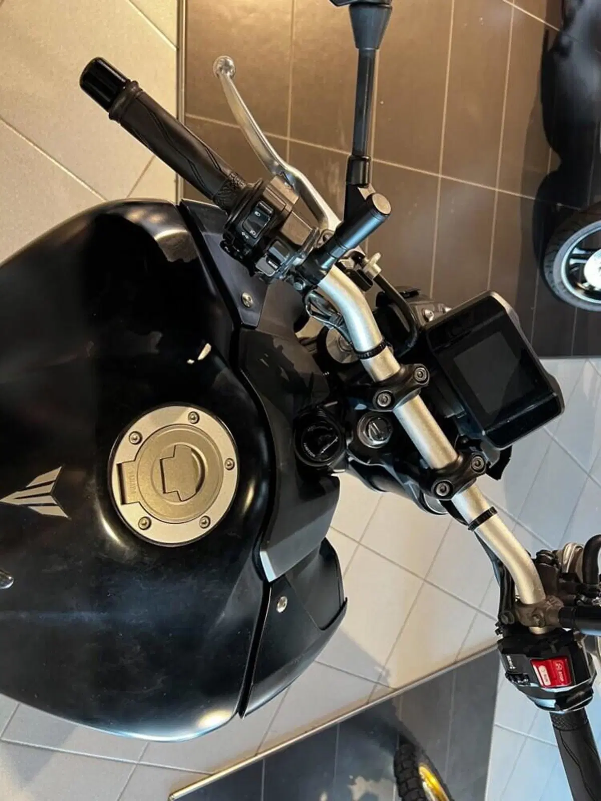 Yamaha MT-09 (2021 - 23) (3)