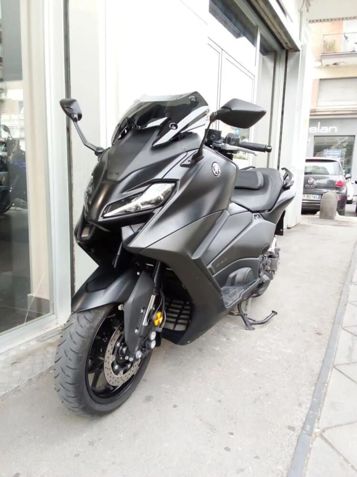 Yamaha T-Max 560 (2022 - 24)