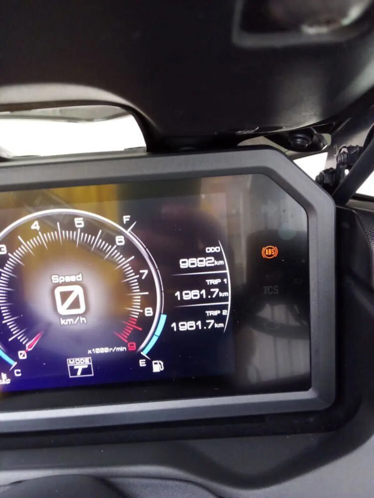 Yamaha T-Max 560 (2022 - 24) (3)