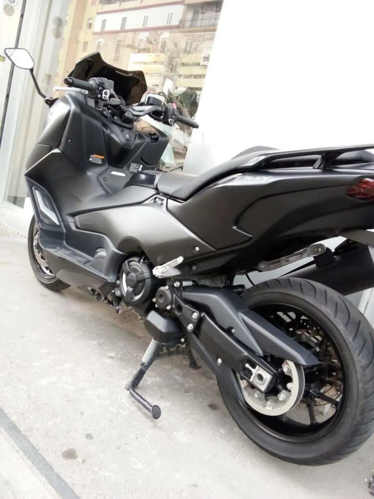 Yamaha T-Max 560 (2022 - 24) (4)