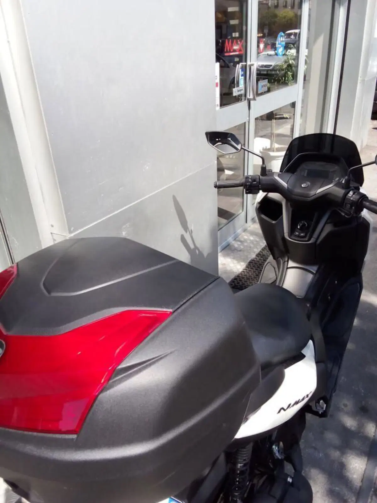 Yamaha N-Max 125 (2021 - 24) (6)