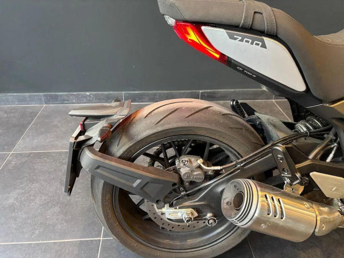 CFMOTO 700CL-X Heritage (2021 - 26) (8)