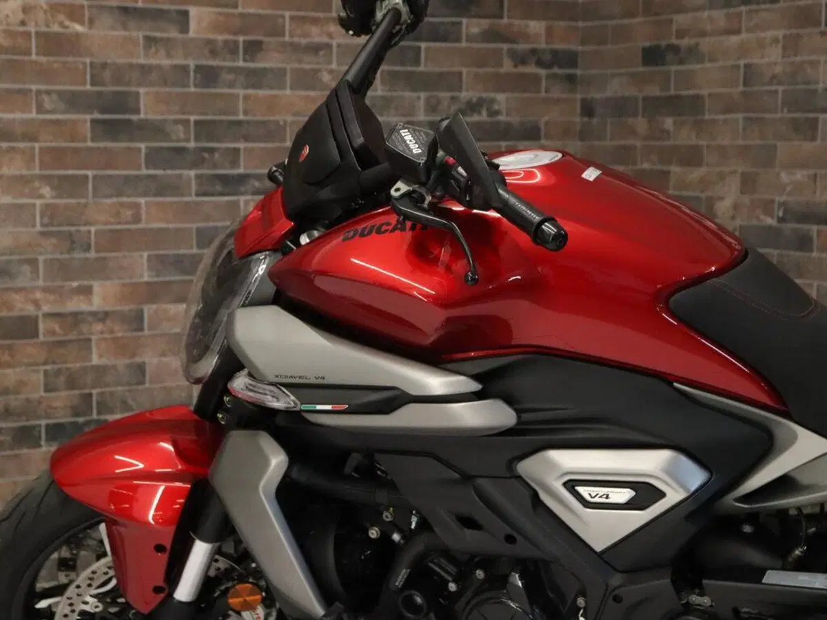 Ducati XDiavel V4 (2025 - 26) (10)