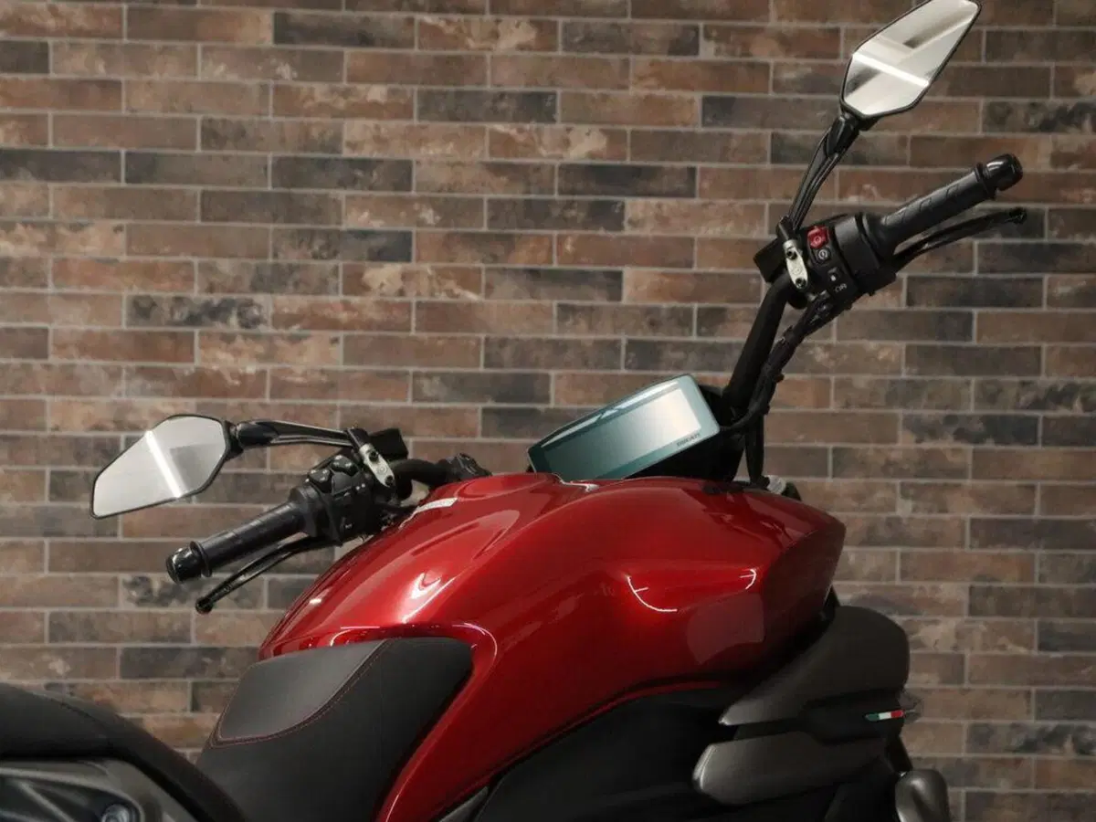 Ducati XDiavel V4 (2025 - 26) (9)