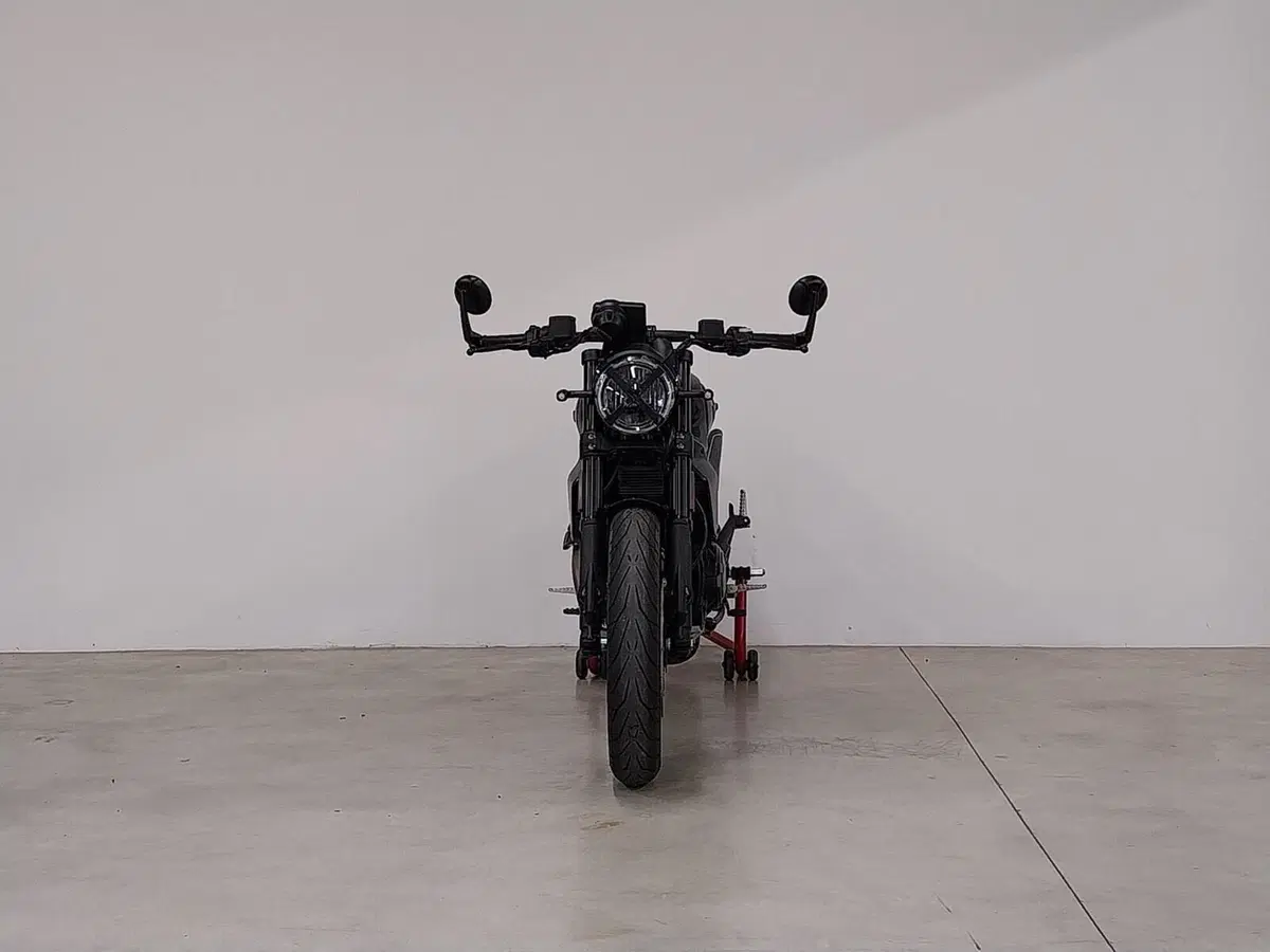 Ducati Scrambler 800 Nightshift (2023 - 24) (4)