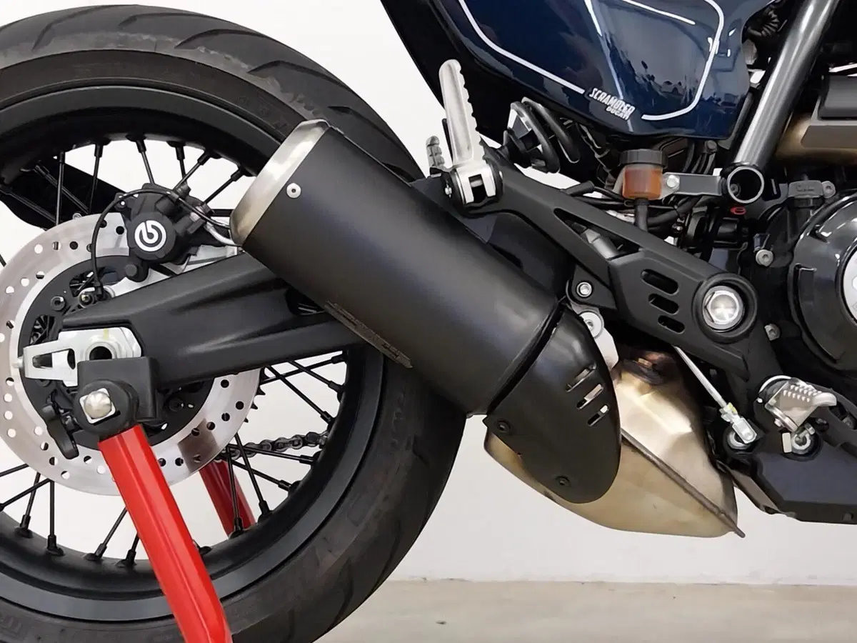 Ducati Scrambler 800 Nightshift (2023 - 24) (11)