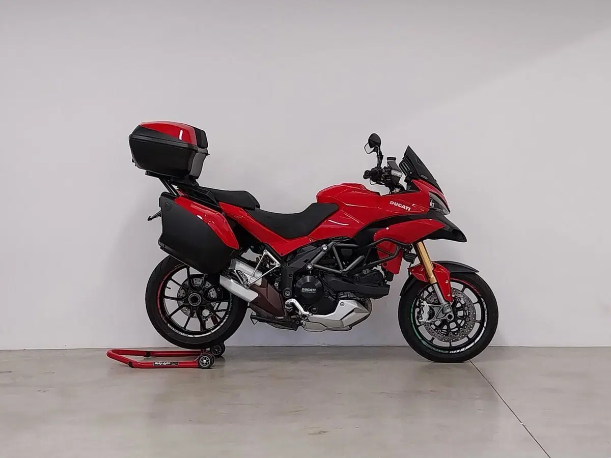 Ducati Multistrada 1200 S Touring (2010 - 12) (2)