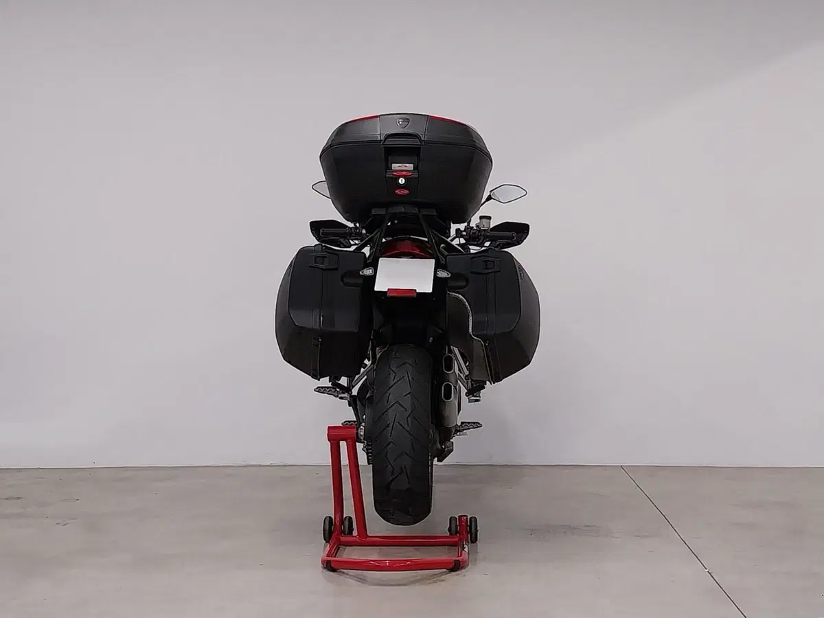 Ducati Multistrada 1200 S Touring (2010 - 12) (5)