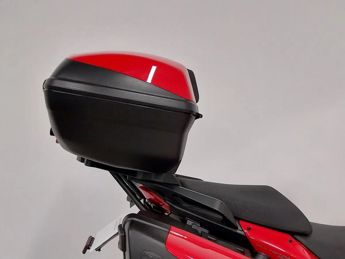 Ducati Multistrada 1200 S Touring (2010 - 12) (6)