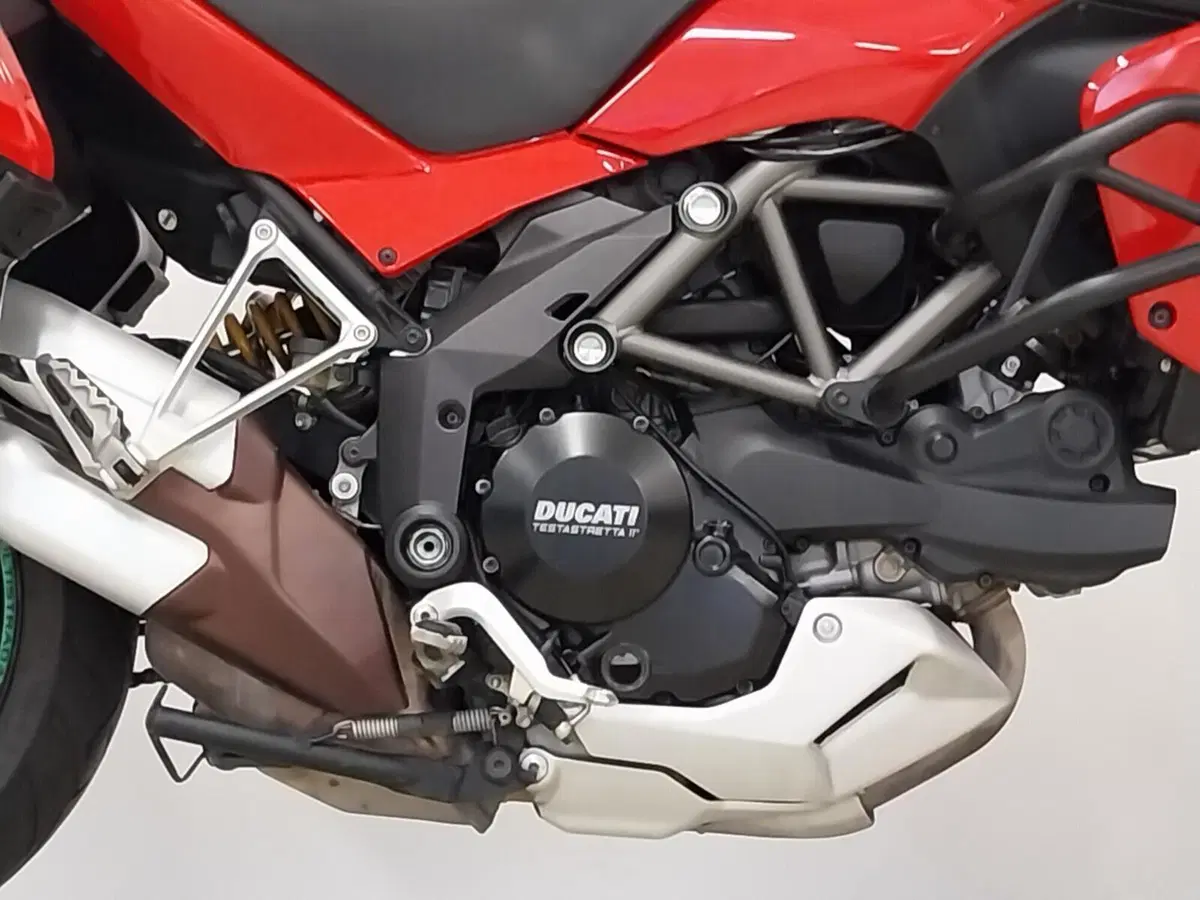 Ducati Multistrada 1200 S Touring (2010 - 12) (12)