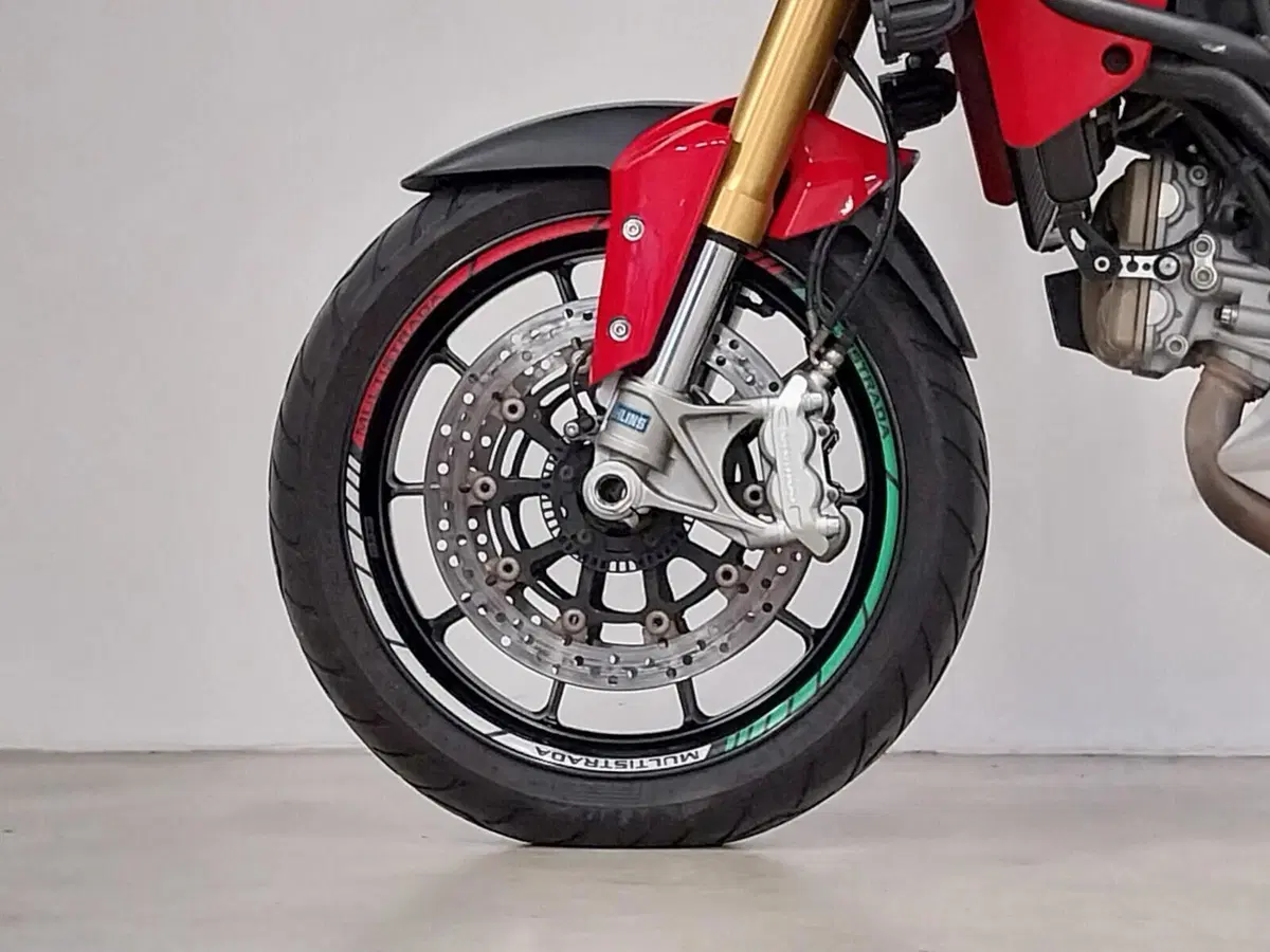 Ducati Multistrada 1200 S Touring (2010 - 12) (15)