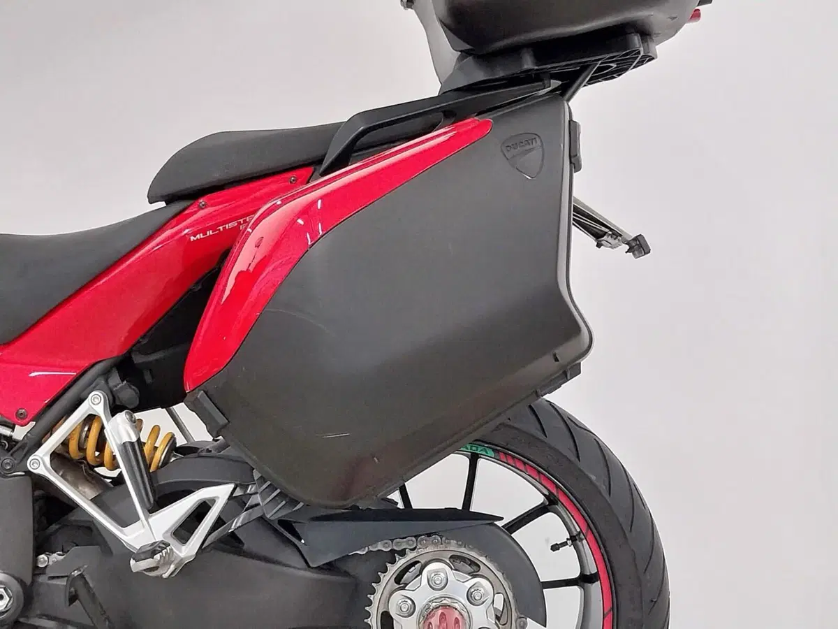 Ducati Multistrada 1200 S Touring (2010 - 12) (18)