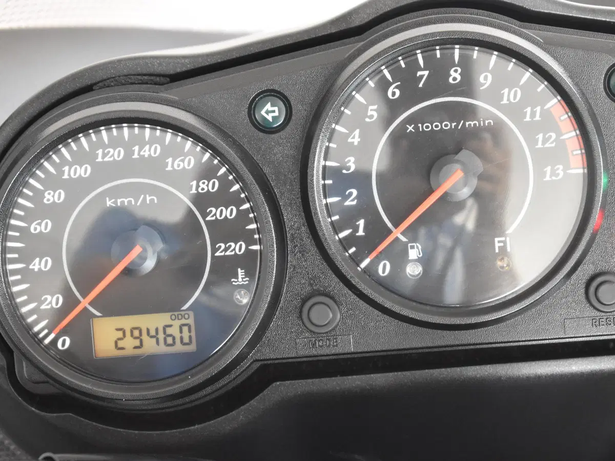 Kawasaki ER-6F (2006 - 08) (8)