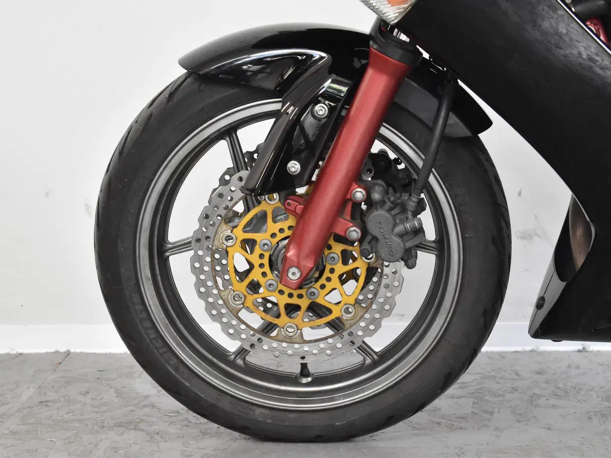 Kawasaki ER-6F (2006 - 08) (13)