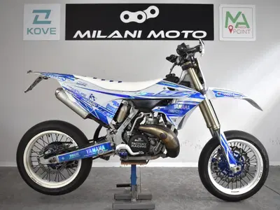 Yamaha YZ 250 (2024) usata
