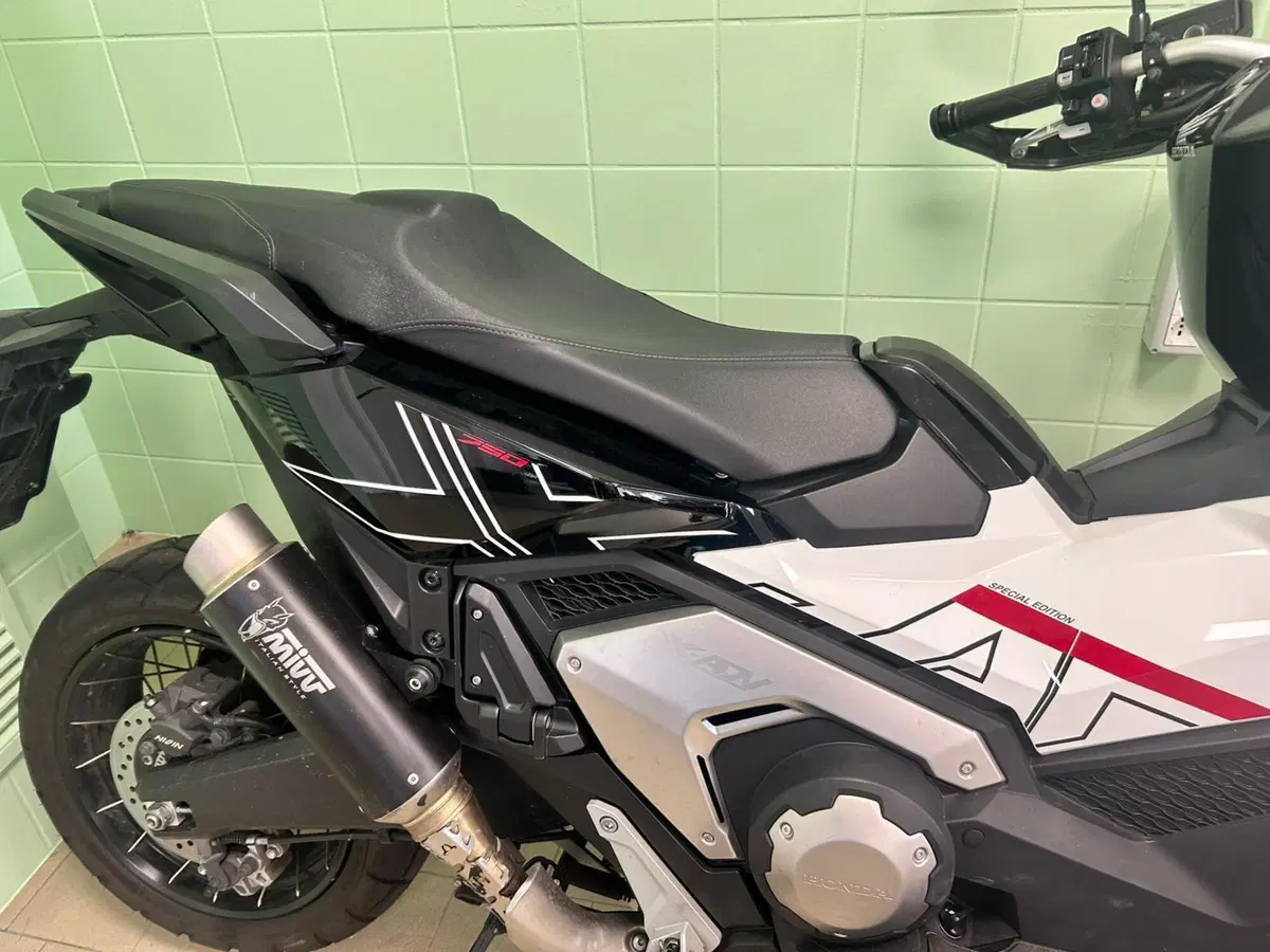 Honda X-ADV 750 DCT Adventure (2021 - 24) (6)