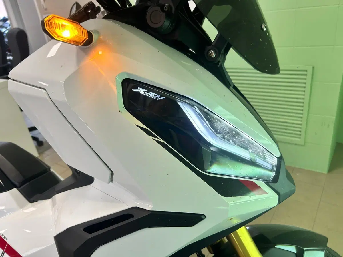 Honda X-ADV 750 DCT Adventure (2021 - 24) (9)