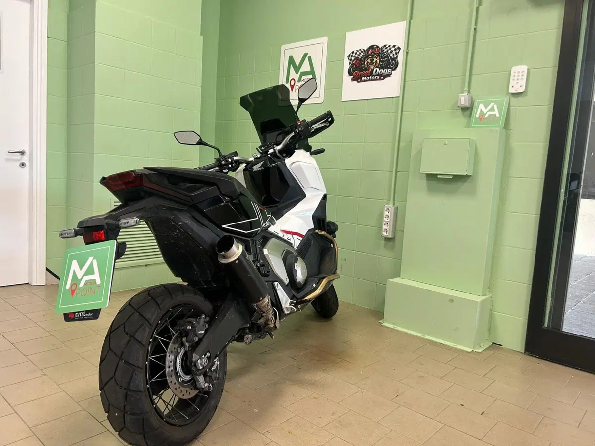 Honda X-ADV 750 DCT Adventure (2021 - 24) (12)