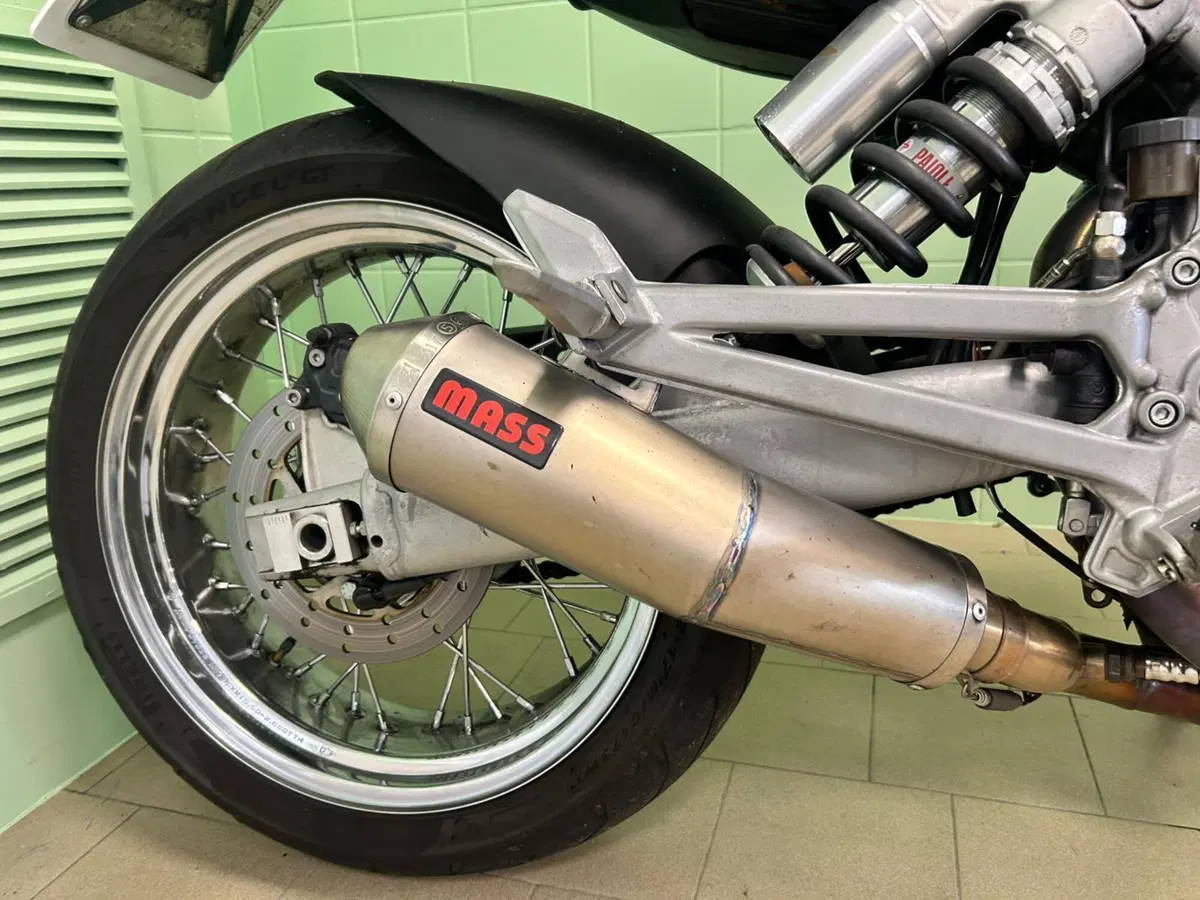 Moto Morini 9 1/2 (2006 - 13) (14)
