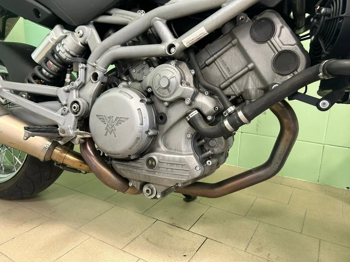 Moto Morini 9 1/2 (2006 - 13) (19)