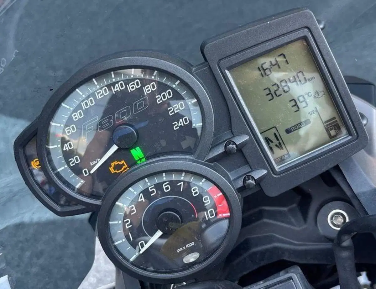 Bmw F 800 R (2017 - 20) (8)