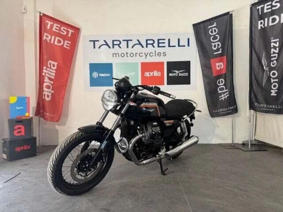 Moto Guzzi V7 Special (2025 - 26)