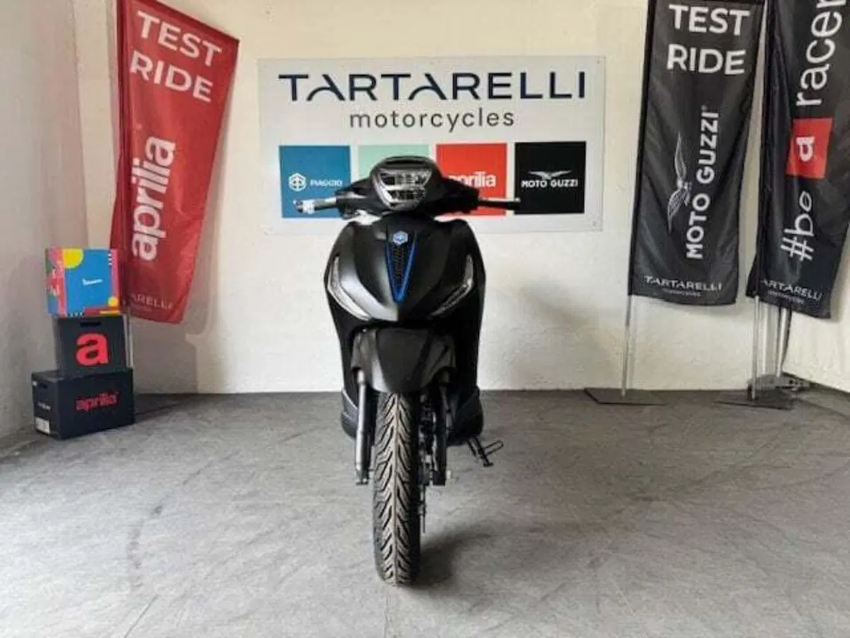 Piaggio Beverly 310 S (2025 - 26)