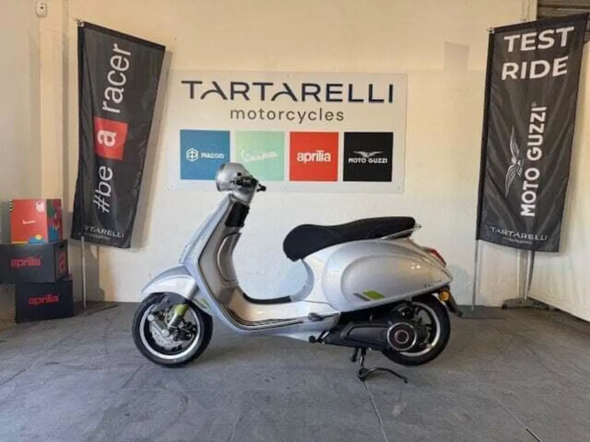 Vespa Primavera Elettrica 70 Tech (2024 - 26)