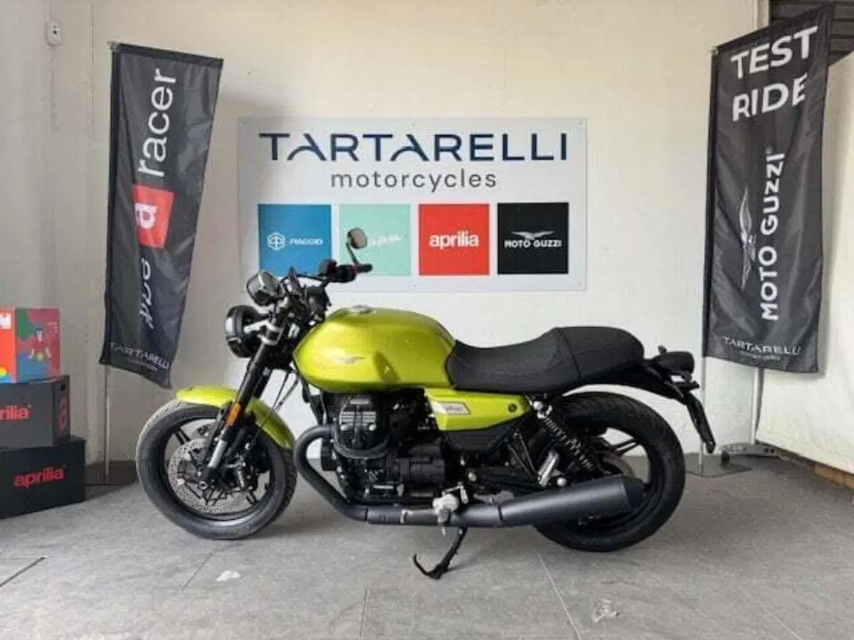 Moto Guzzi V7 Sport (2025 - 26) (3)
