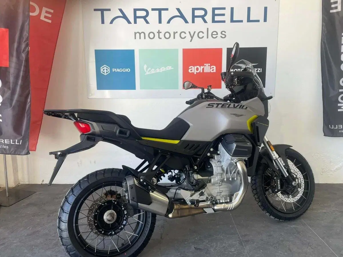 Moto Guzzi Stelvio (2024 - 26) (3)