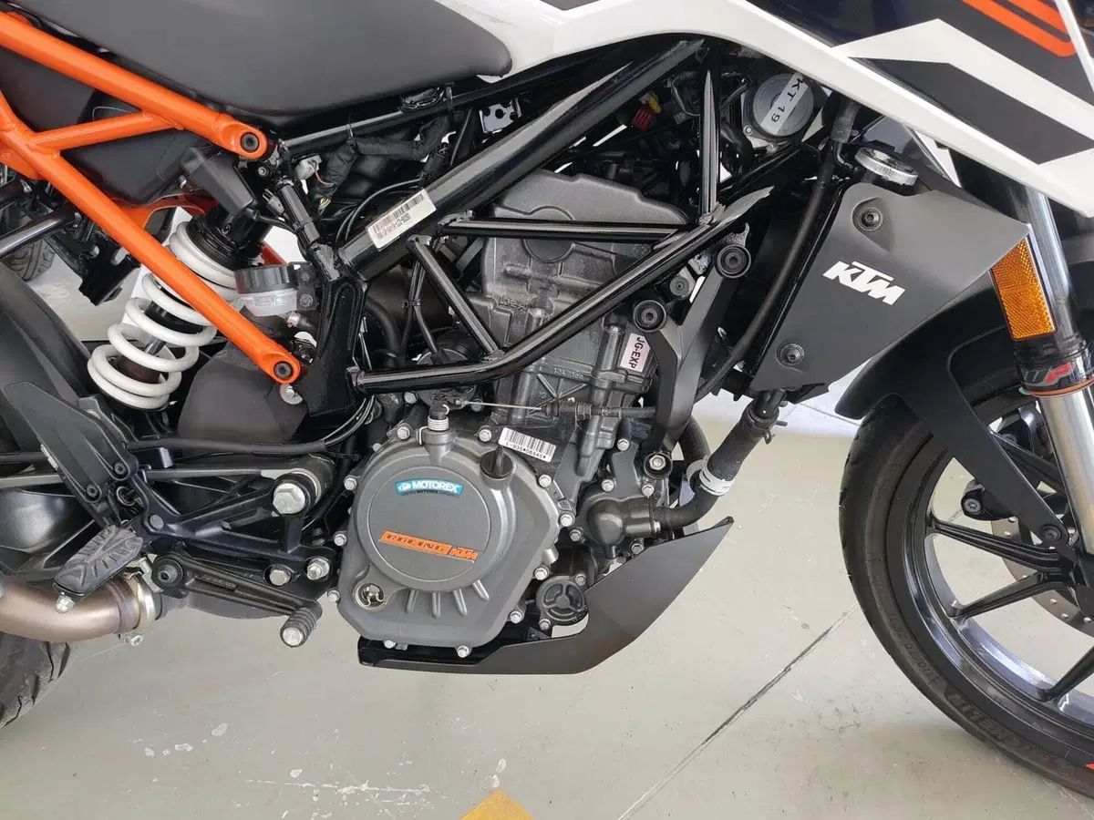 KTM 125 Duke ABS (2017 - 20) (8)