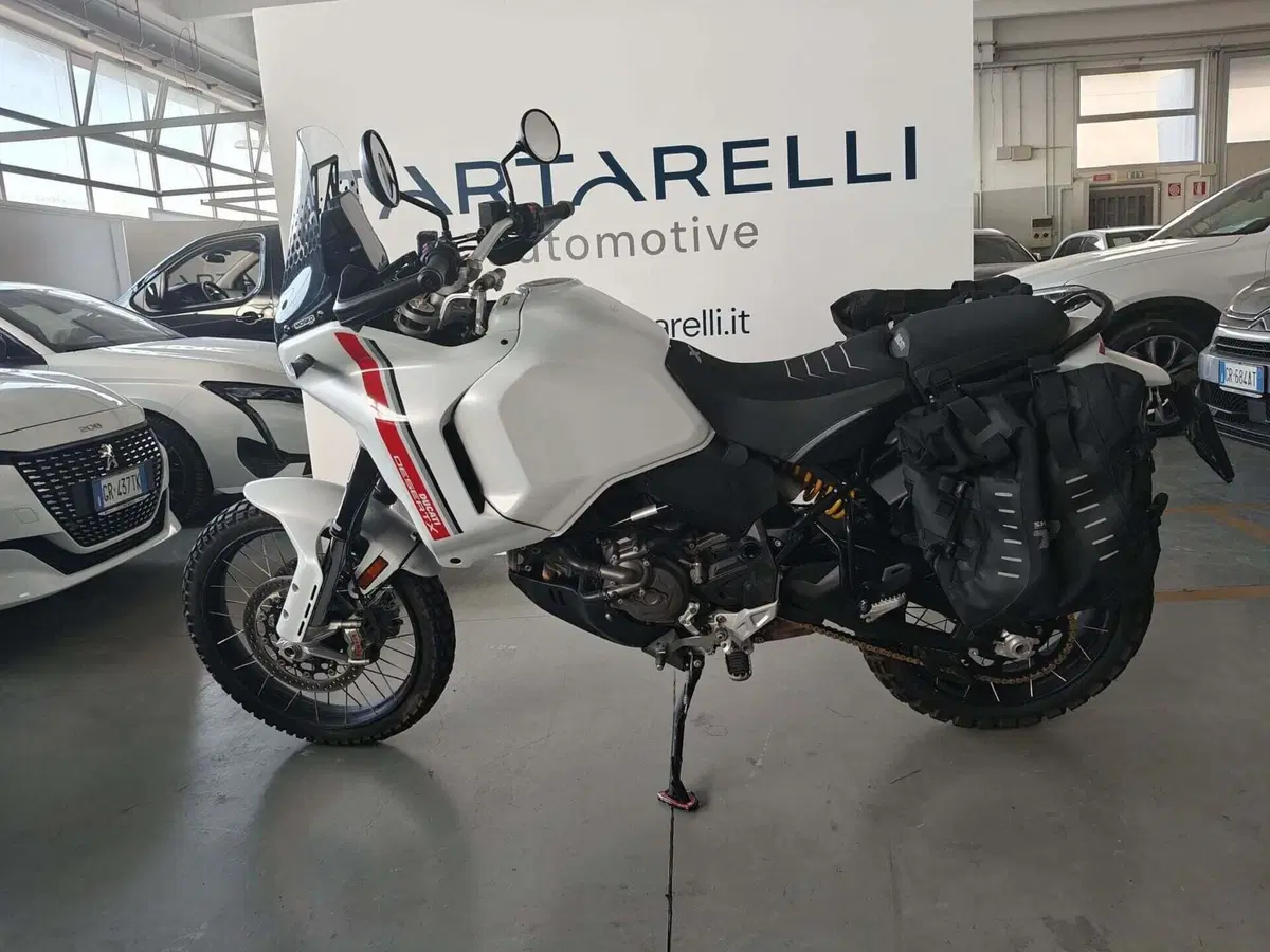 Ducati DesertX (2022 - 25) (9)