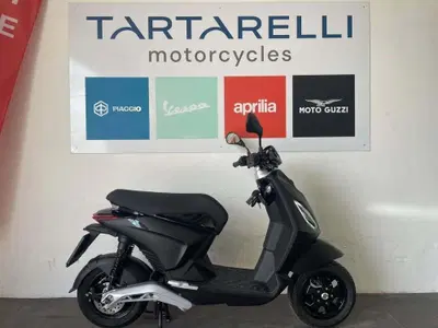 Piaggio 1 Active (2022 - 26) usata