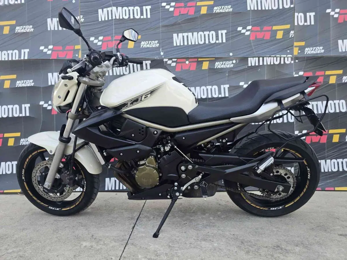 Yamaha XJ6 (2008 - 15) (2)