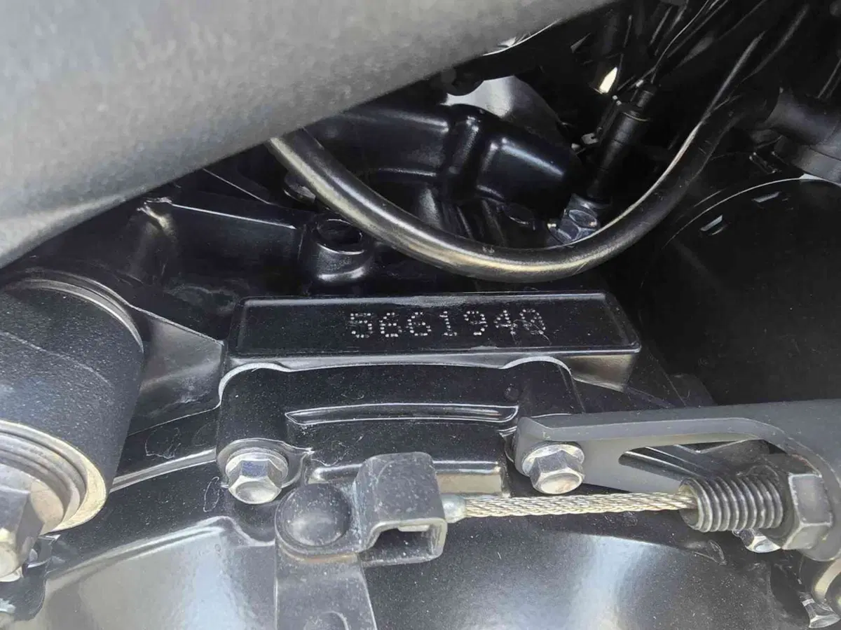 Triumph Speed Triple 1050 R ABS (2011 - 15) (26)
