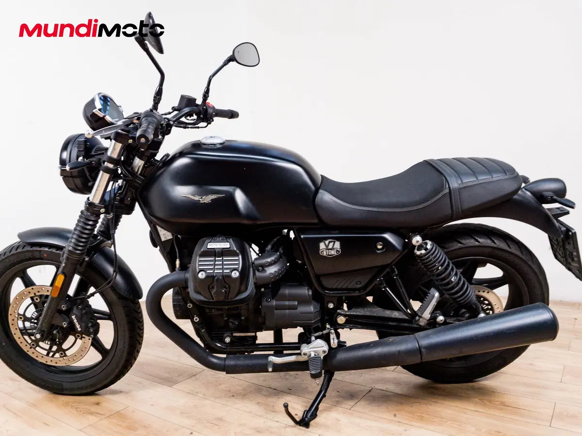 Moto Guzzi V7 850 Stone Special Abs (2021) (6)