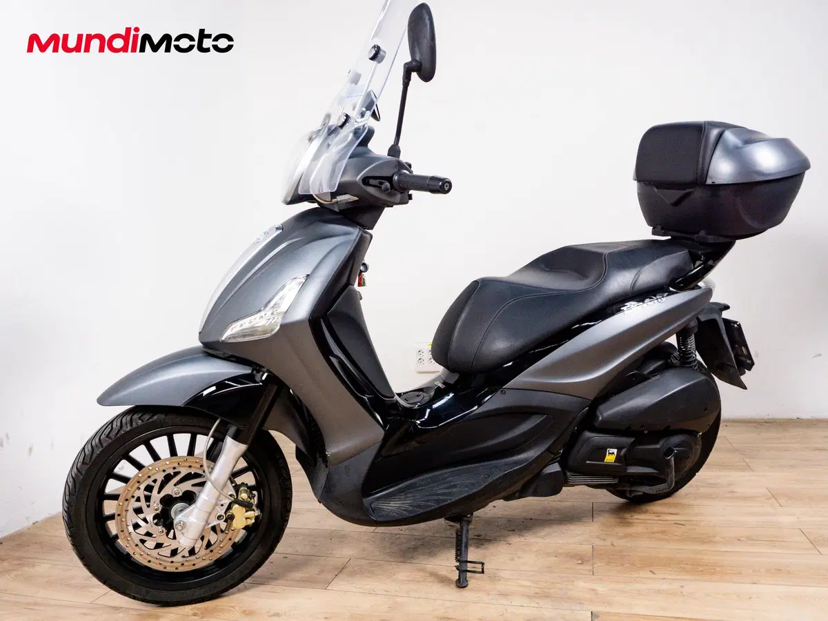 Piaggio Beverly 350 SportTouring ie (2011 - 15) (4)