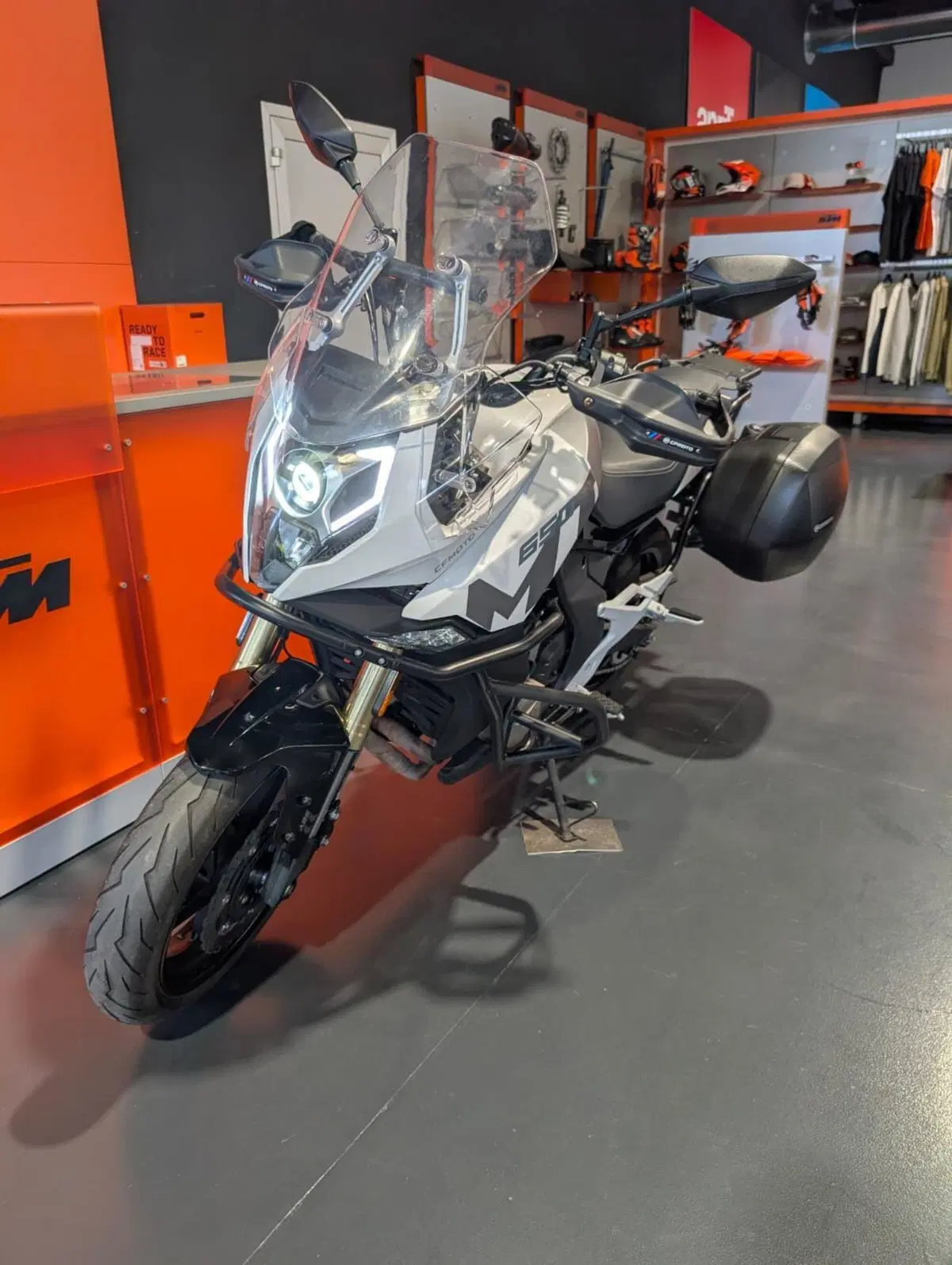 CFMOTO 650MT (2021 - 24) (2)