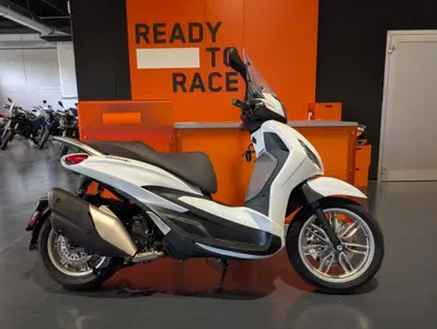 Piaggio Beverly 400 ABS-ASR (2021 - 24) usata