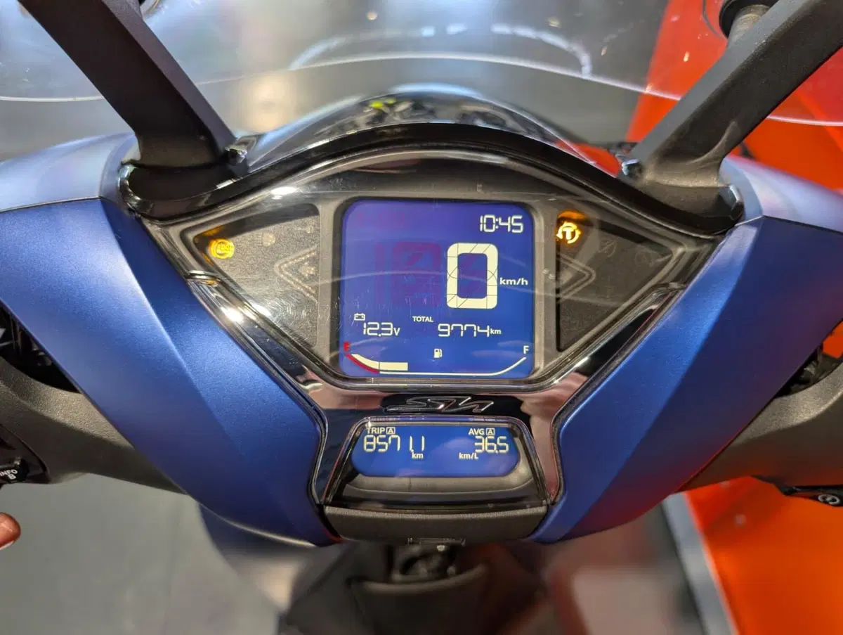 Honda SH 125i Sport (2024 - 25) (4)