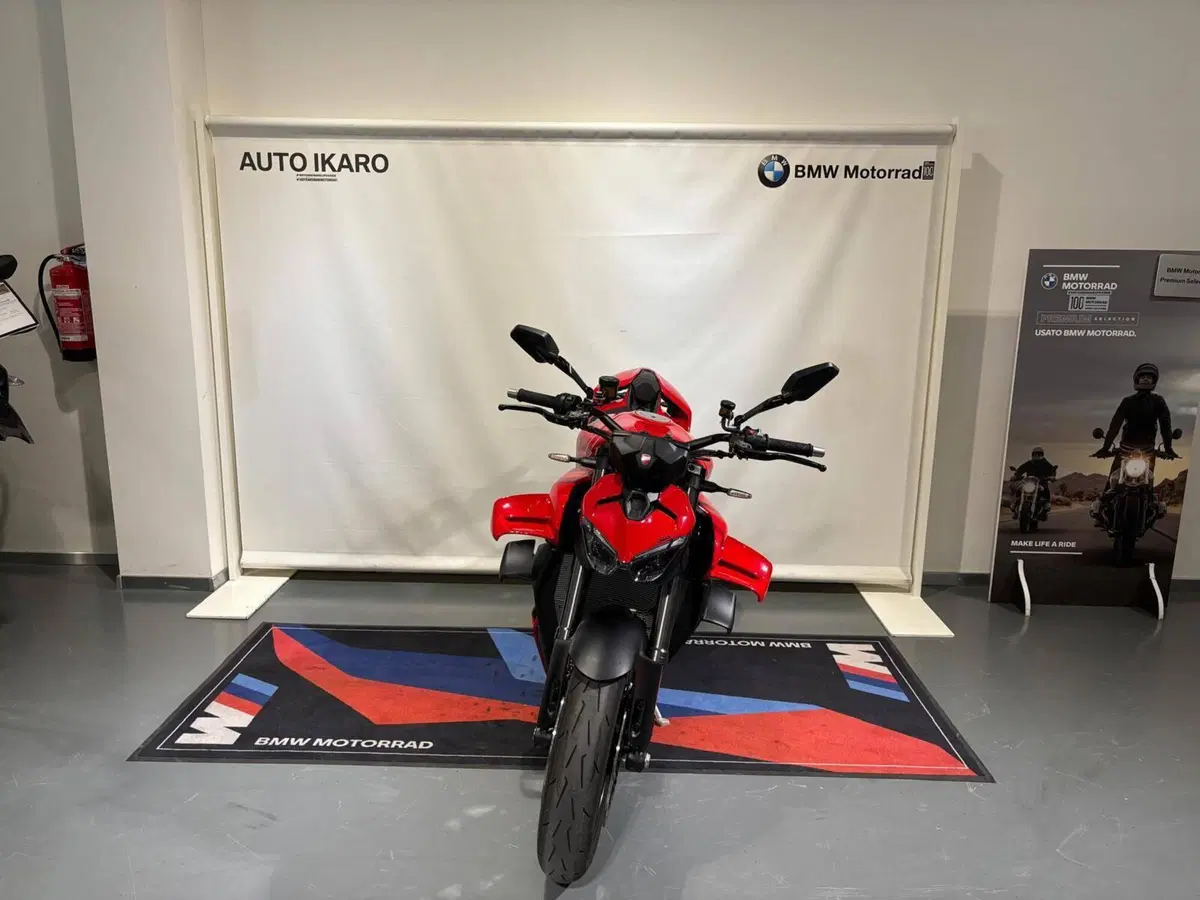 Ducati Streetfighter V4 (2025 - 26) (3)