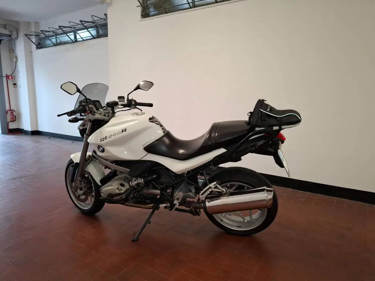 Bmw R 1200 R (2006 - 11) (6)