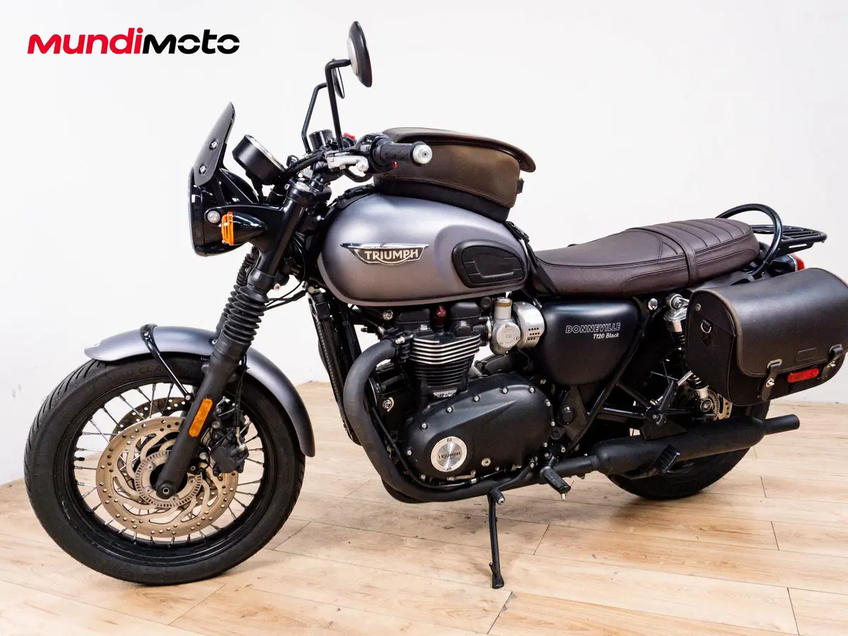Triumph Bonneville T120 Black (2021 - 25) (8)