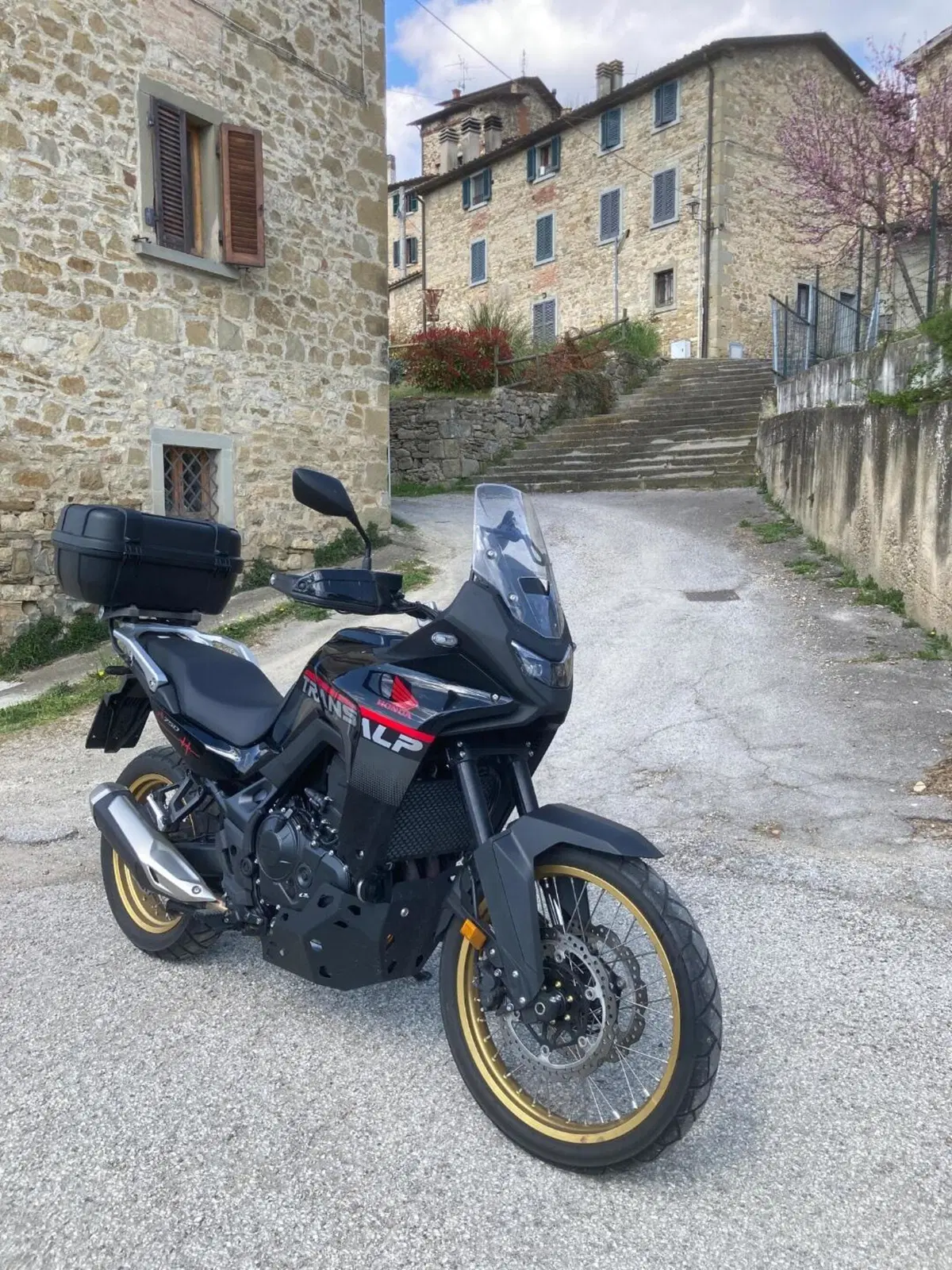 Honda Transalp XL750 (2025)