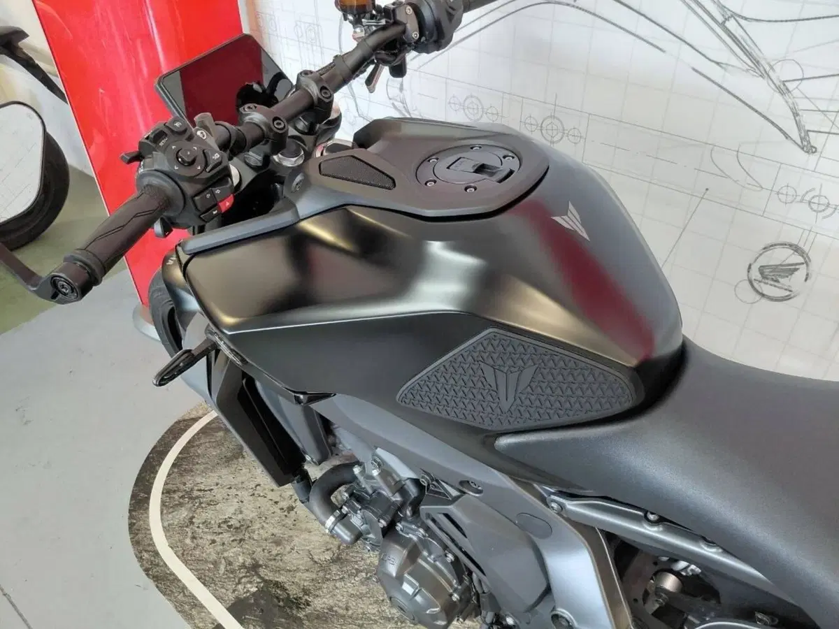 Yamaha MT-09 (2024 - 26) (5)