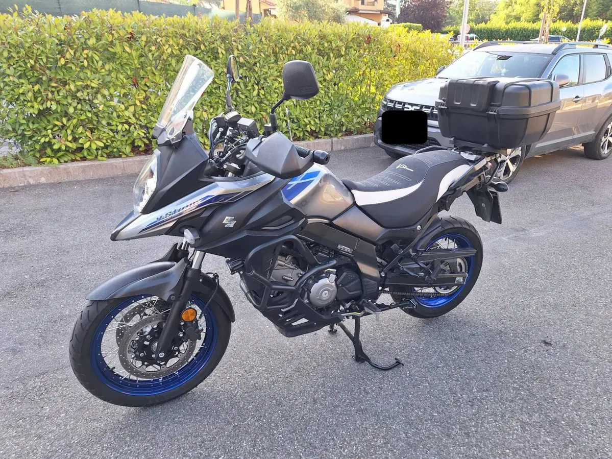 Suzuki V-Strom 650XT (2021 - 25) (2)