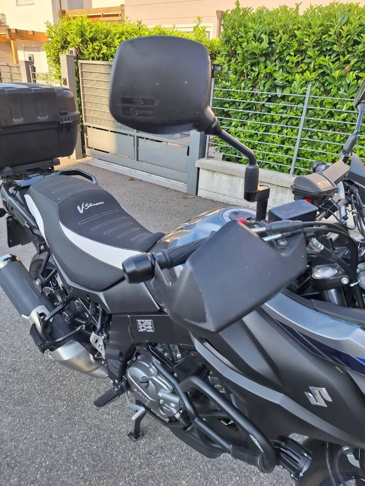 Suzuki V-Strom 650XT (2021 - 25) (6)