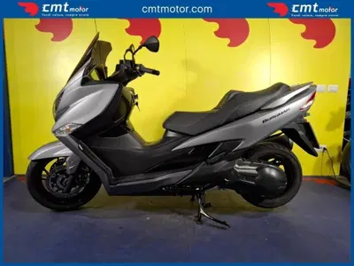 Suzuki Burgman AN 400 (2017 - 20) usata