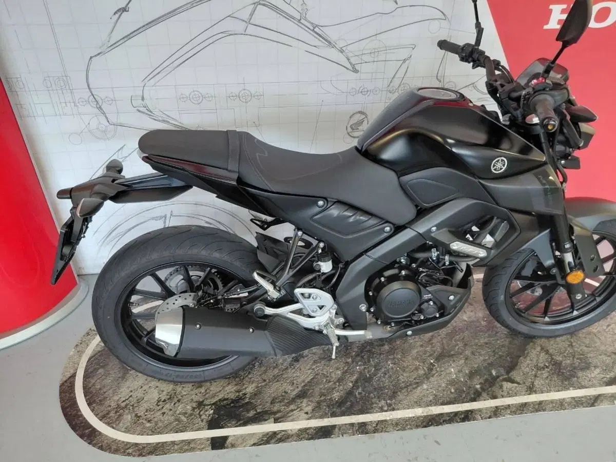 Yamaha MT-125 (2025 - 26) (4)