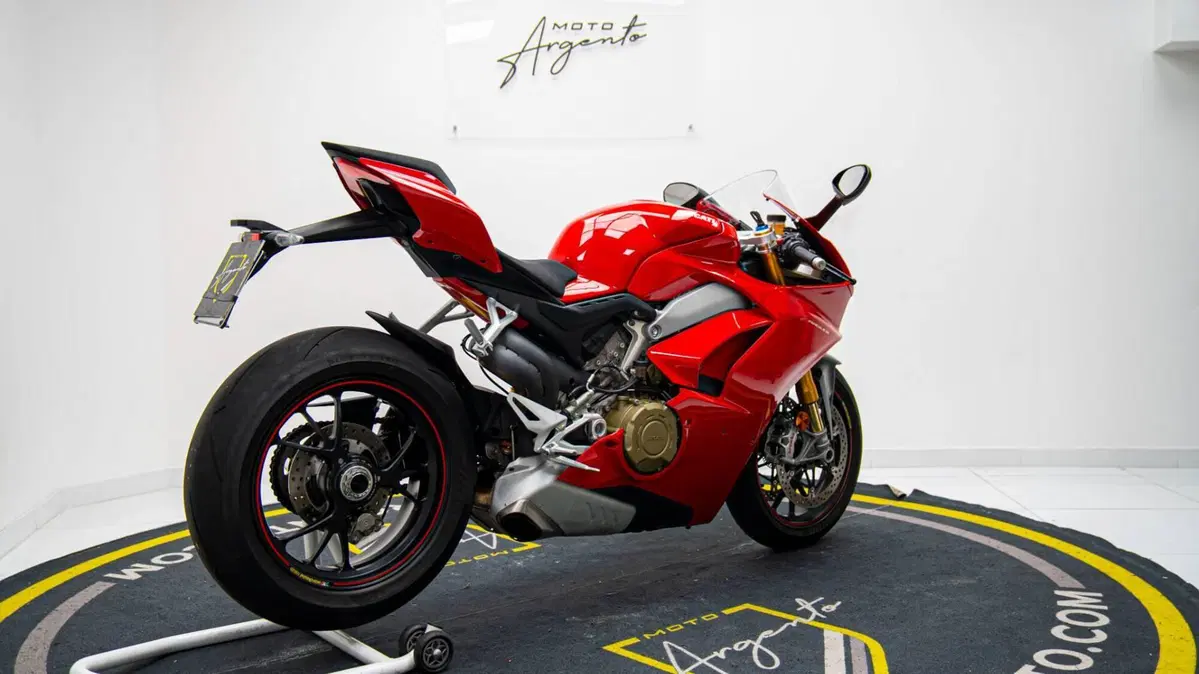 Ducati Panigale V4 S 1100 (2018 - 19) (3)